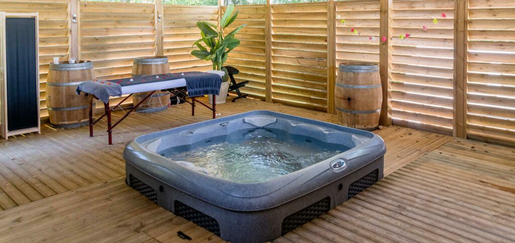 Camping Jaccuzi Espace Bien Etre