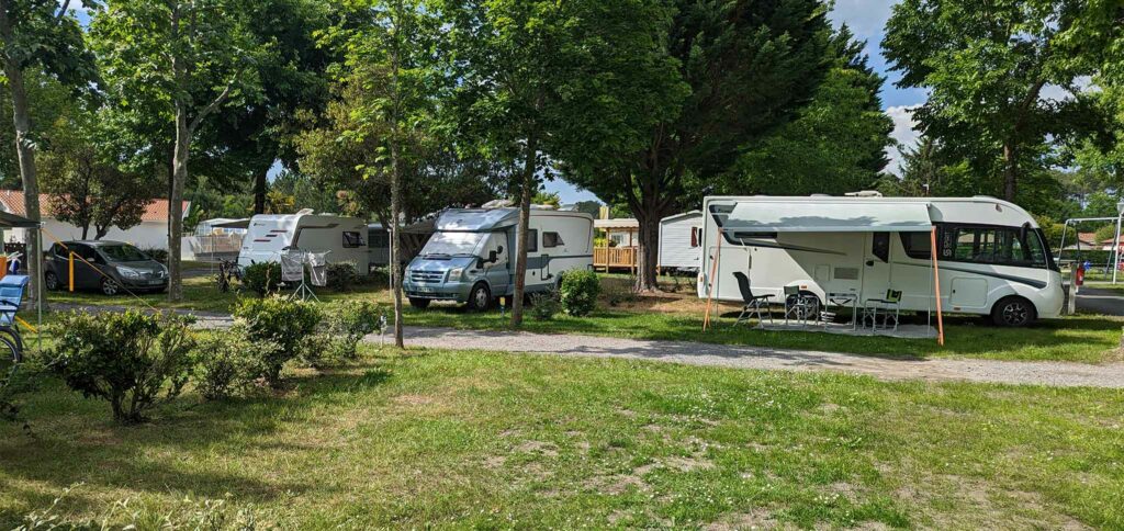 Emplacement De Camping Dans Les Landes