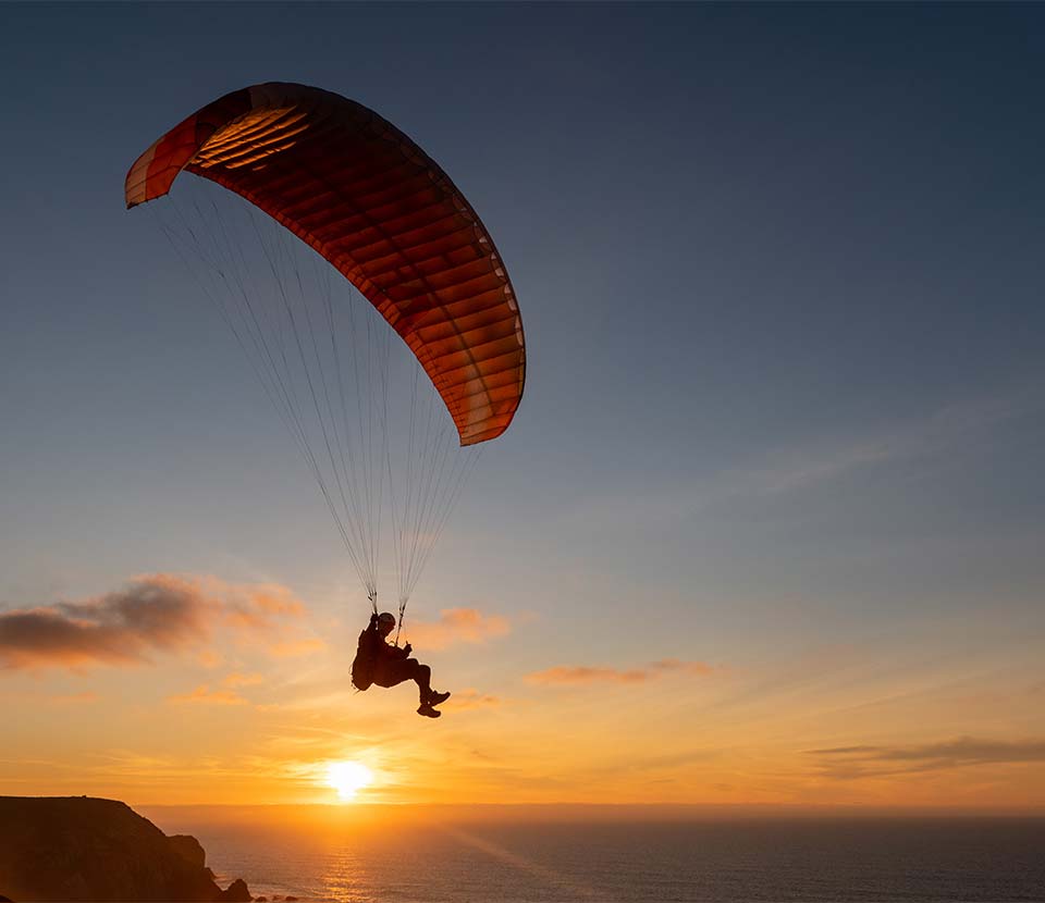 Sauter En Parapente Au Sommet De La Dune Du Pyla